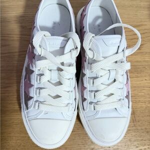 AMIRI White Sneakers with Pink Star Details